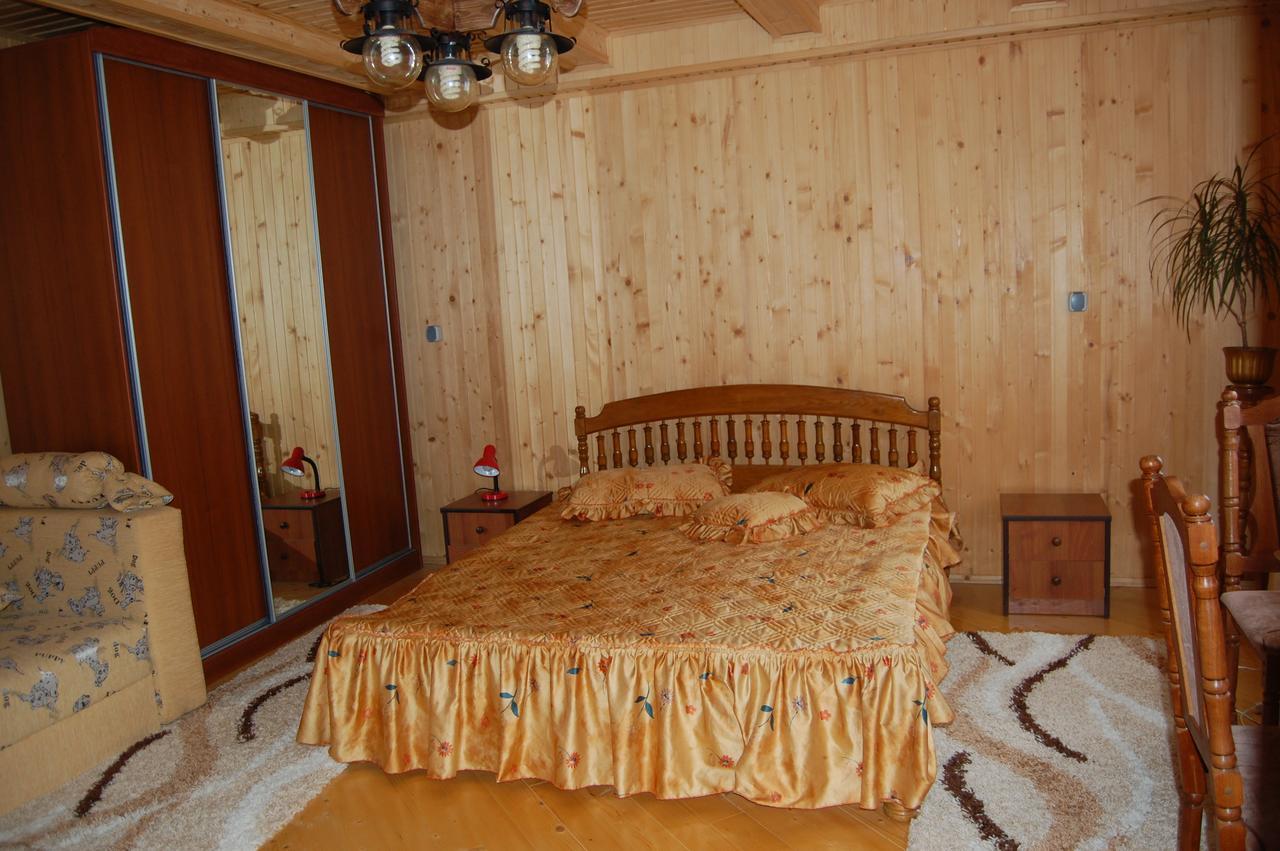 U Olgi Hotel Truskavets Buitenkant foto