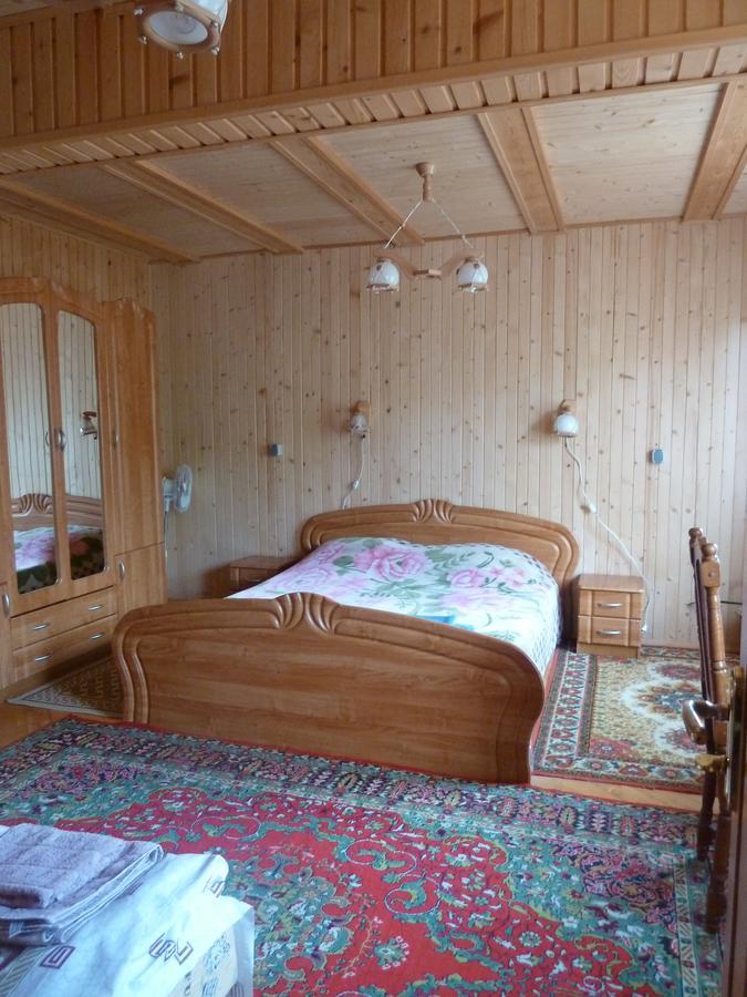 U Olgi Hotel Truskavets Buitenkant foto